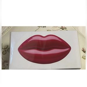 KKW Kylie Jenner PINK LIPS Brand New Sealed!!!